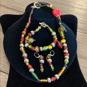 Colorful Glass Beaded Jewelry Set necklace bracelet and earrings GUC